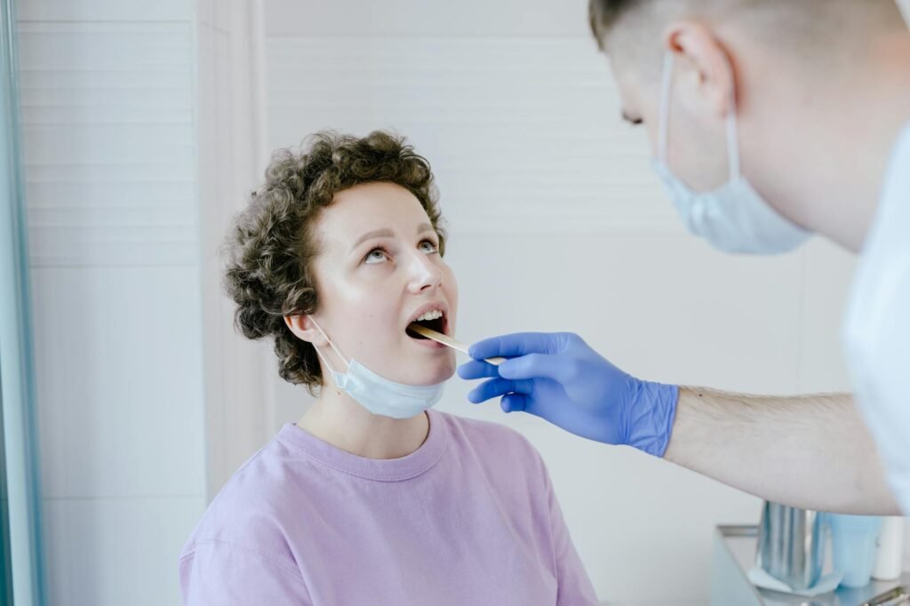 Online doctor consultation in Ireland — Strep Throat Strep A Ireland Guide